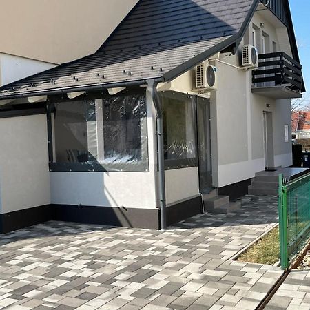 Komo Apartment Bük المظهر الخارجي الصورة
