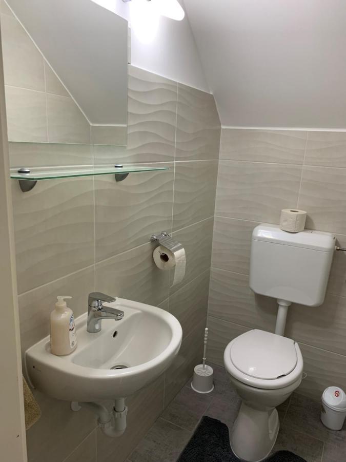 Komo Apartment Bük المظهر الخارجي الصورة